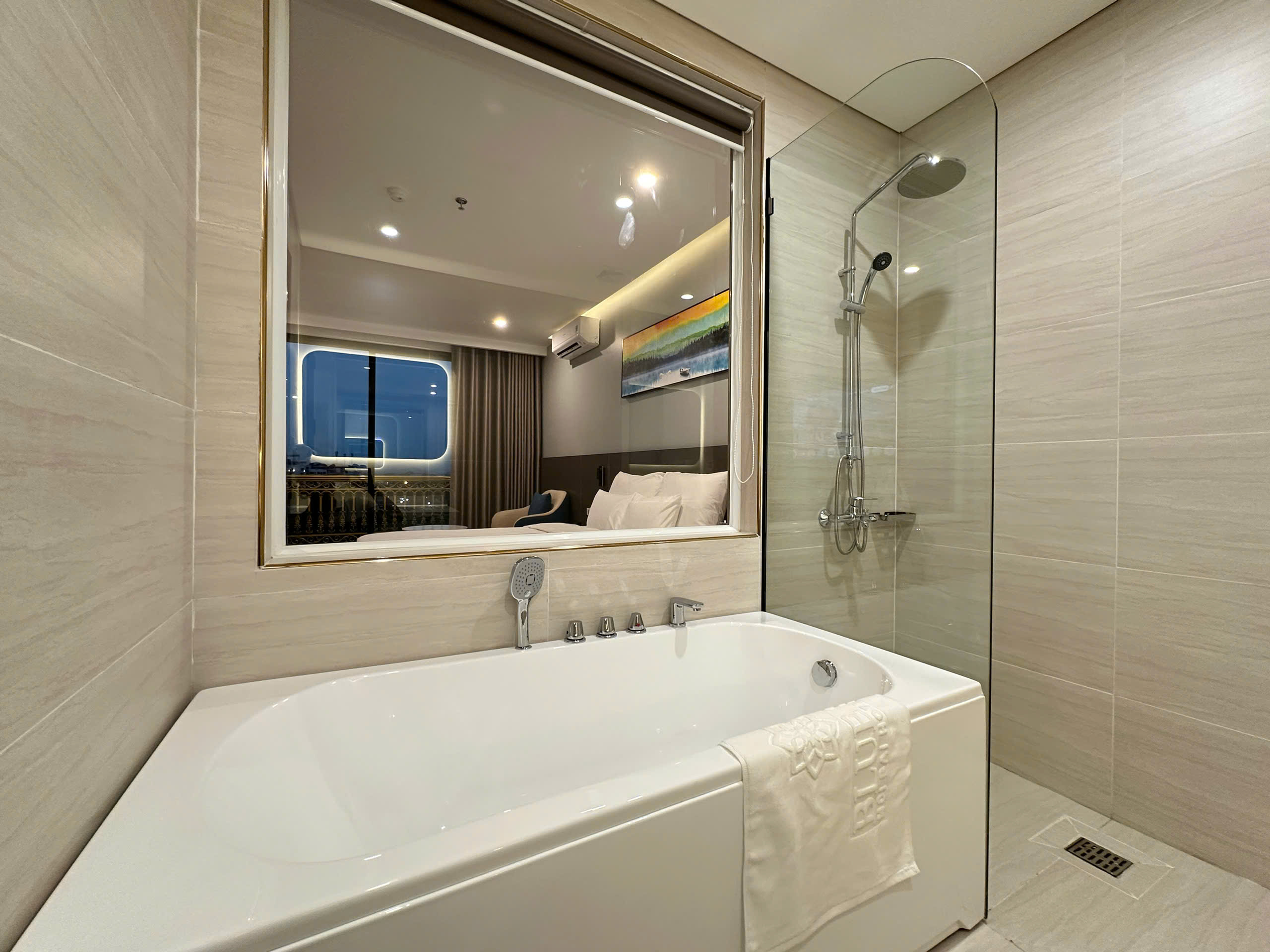Room Image 1